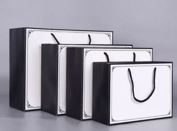 comprar Sacos de portador luxuosos personalizados do tamanho, dos sacos amigáveis do presente de Eco impressão deslocada Fabricação em linha