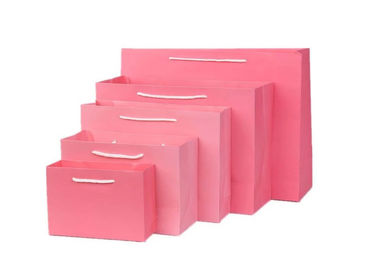 A durabilidade alta imprimiu o projeto personalizado da forma da resistência de rasgo dos sacos de papel de Kraft fornecedor