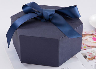 Tamanho impresso costume 24,5 * 21,3 * 10.5cm das caixas de presente do hexágono com fita fornecedor