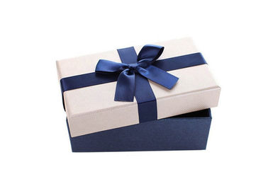 comprar Forma retangular material de papel reciclável de empacotamento das caixas do presente luxuoso do perfume Fabricação em linha