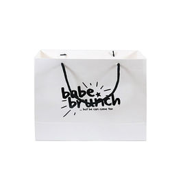 comprar O costume branco da cor imprimiu sacos de papel para cosméticos/perfume/vestuários Fabricação em linha